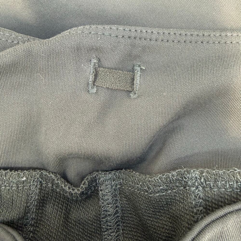 EUC Athleta Headlands Hybrid High Rise Cargo Leggings Women's 4 Olive Green EUC - Picture 8 of 15